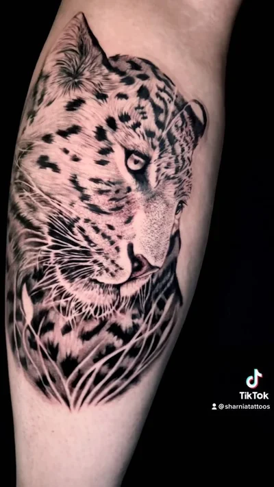 Sharnia Bonnett tattoo 046