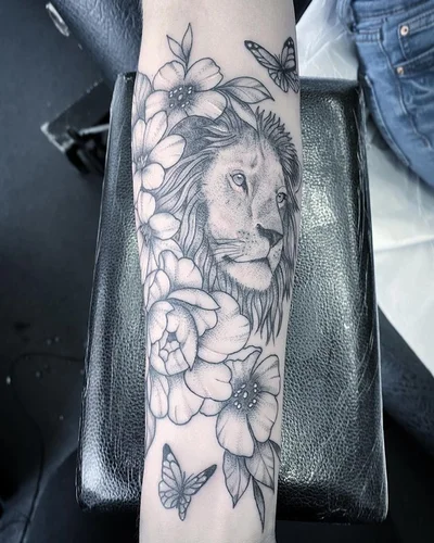 Sharni Hooker tattoo 008