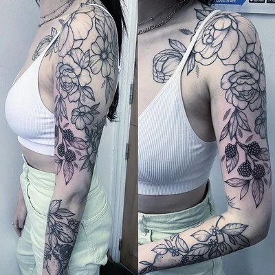 Sharni Hooker tattoo 017