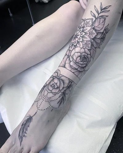 Sharni Hooker tattoo 025