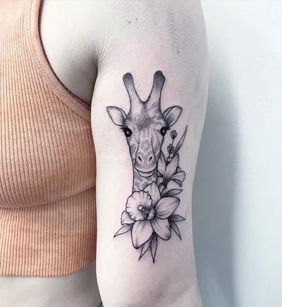 Sharni Hooker tattoo 028