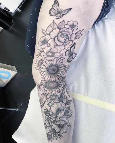 Sharni Hooker tattoo 029