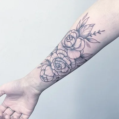 Sharni Hooker tattoo 047