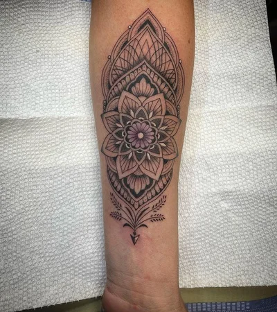 Sharon Healy tattoo 031