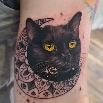 Sharon Lynn tattoo 031