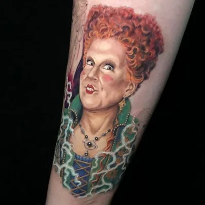Sharon Lynn tattoo 032