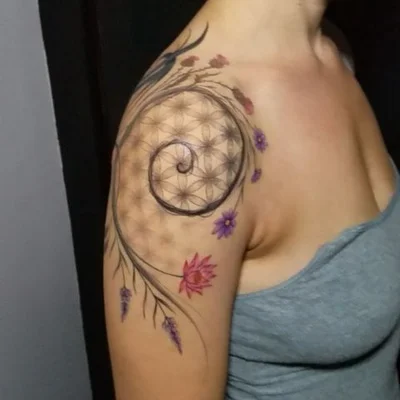 Sharon Lynn tattoo 042