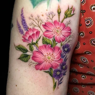 Sharon Lynn tattoo 044