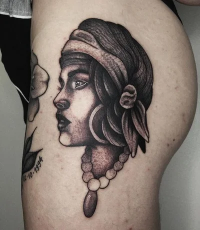 Shary tattoo 027