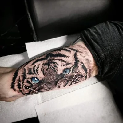 Shaun Griffin tattoo 037
