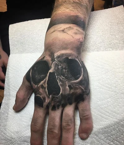 Shaun Hubbard tattoo 041