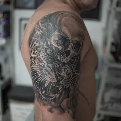 Shaun Maddy tattoo 040