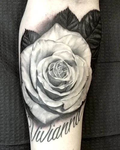 Shayna Pray tattoo 031