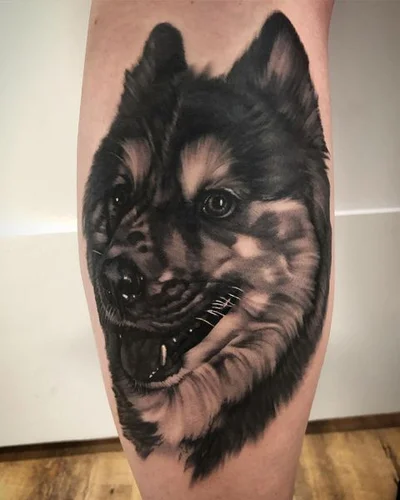 Shayna Pray tattoo 042