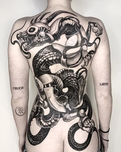 Ksenia Darmaeva tattoo 020