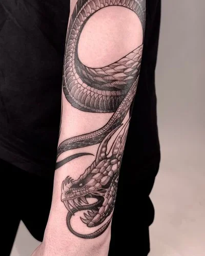 Ksenia Darmaeva tattoo 034