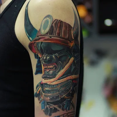 Anna Petrova tattoo 016