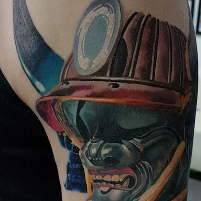 Anna Petrova tattoo 029
