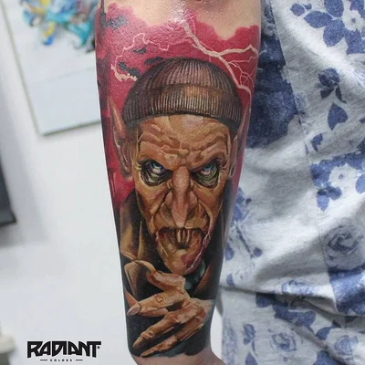 Anna Petrova tattoo 038