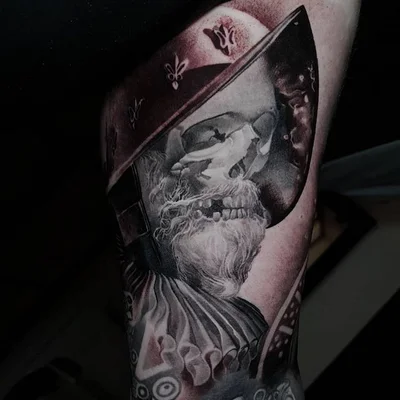 Anna Petrova tattoo 039