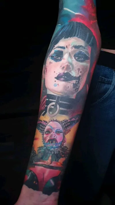 Anna Petrova tattoo 049