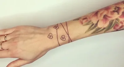Katya Shelest tattoo 027