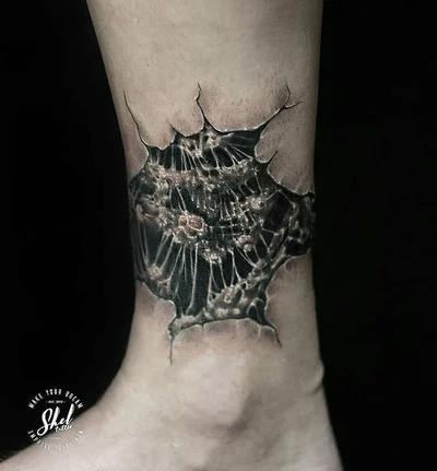 Anton Shelupaev tattoo 010