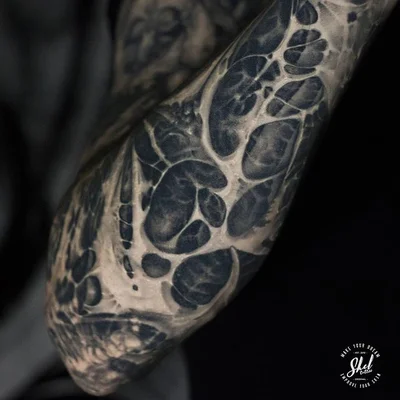 Anton Shelupaev tattoo 020