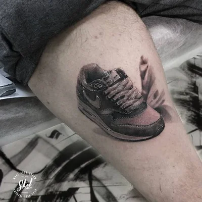 Anton Shelupaev tattoo 021