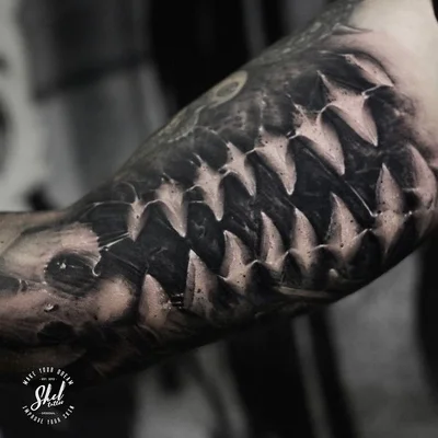 Anton Shelupaev tattoo 043