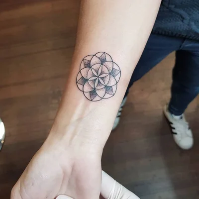 Sheridan Lucienso tattoo 019