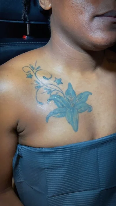 Uneq tattoo 010