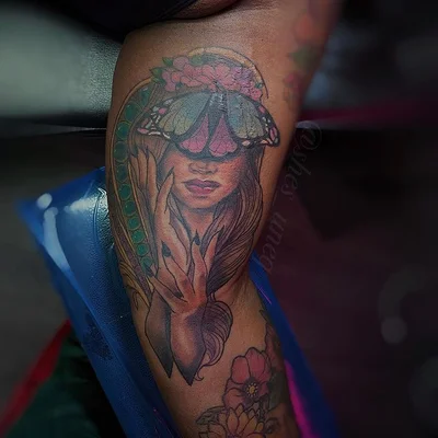 Uneq tattoo 016