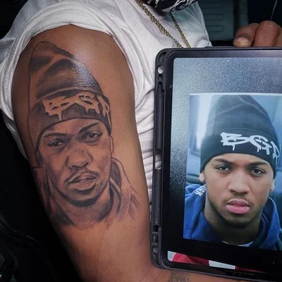 Uneq tattoo 017