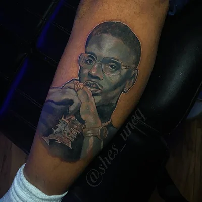 Uneq tattoo 049