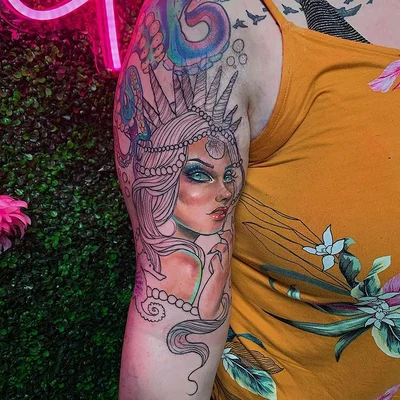 Uneq tattoo 050