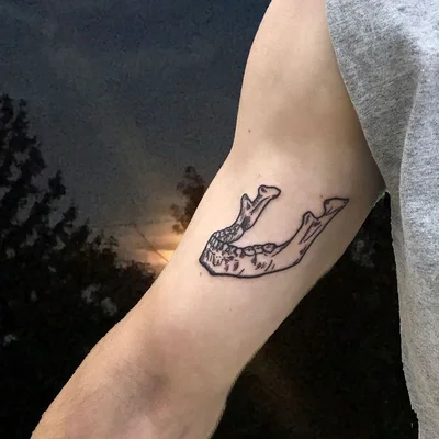 Kira Scura tattoo 024
