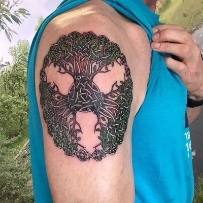 Kira Scura tattoo 025