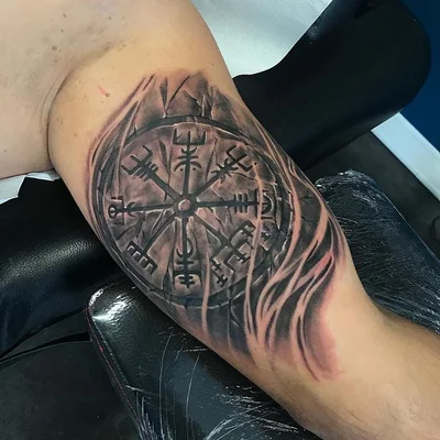 Alain Heutschi tattoo 030