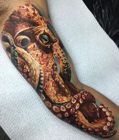 Katrina Jones tattoo 014