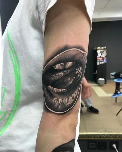 Ivan Shipulin tattoo 014