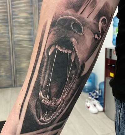 Ivan Shipulin tattoo 031