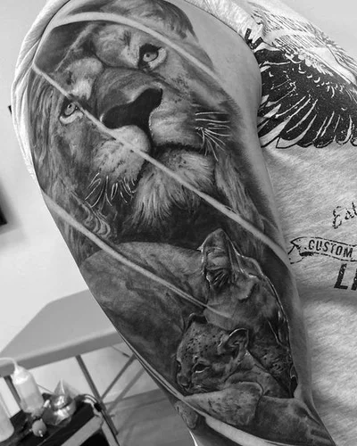 Ivan Shipulin tattoo 032