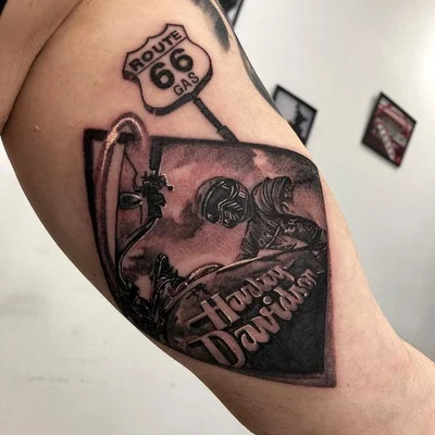 Ivan Shipulin tattoo 038