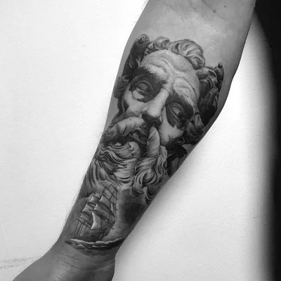 Ivan Shipulin tattoo 042