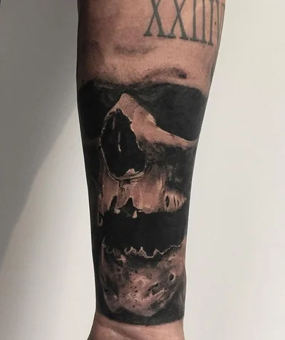 Ivan Shipulin tattoo 045