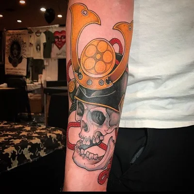 Mike Shishmanian tattoo 036