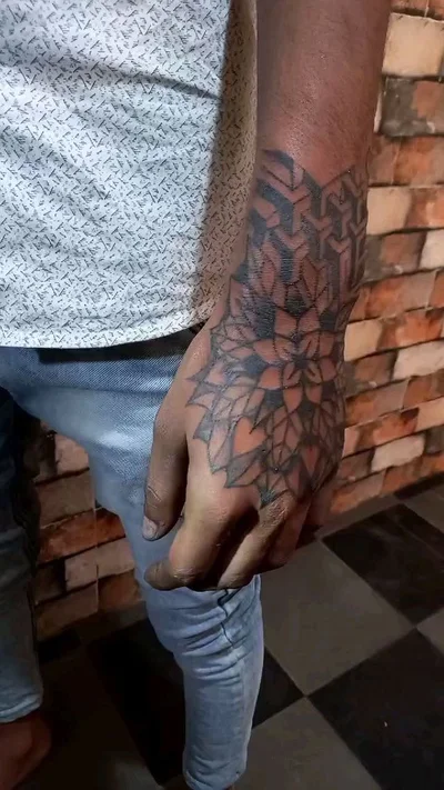 Pro tattoo artist tattoo 013