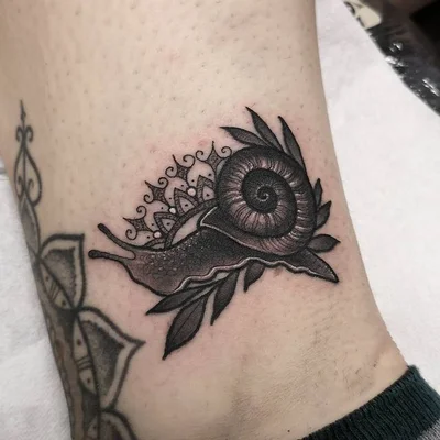 Shona Lynne tattoo 043