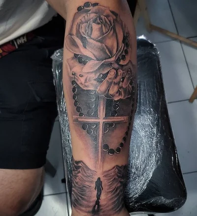 Yeniel Hernandez tattoo 043